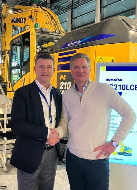 Van der Spek Vianen diventa il nuovo distributore Komatsu nei Paesi Bassi